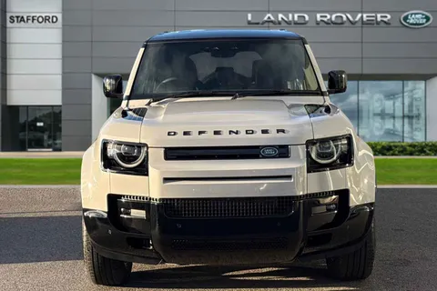 Land Rover Defender 110 3.0 D250 MHEV X-Dynamic SE Auto 4WD Euro 6 (s/s) 5dr Thumbnail #8