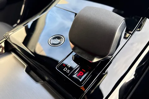  Land Rover Range Rover Sport 3.0 D300 MHEV Dynamic SE Auto 4WD Euro 6 (s/s) 5dr Thumbnail #17