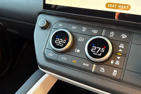 Land Rover Defender 110 3.0 D250 MHEV X-Dynamic SE Auto 4WD Euro 6 (s/s) 5dr Thumbnail #20