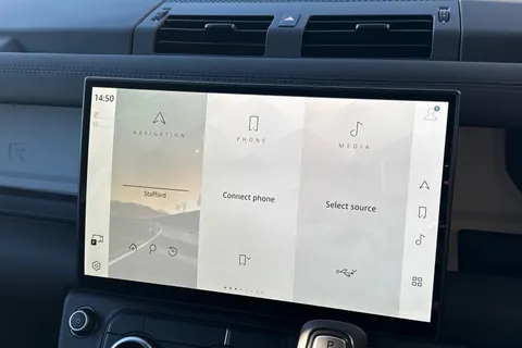 Land Rover Defender 110 3.0 D250 MHEV X-Dynamic SE Auto 4WD Euro 6 (s/s) 5dr Thumbnail #21