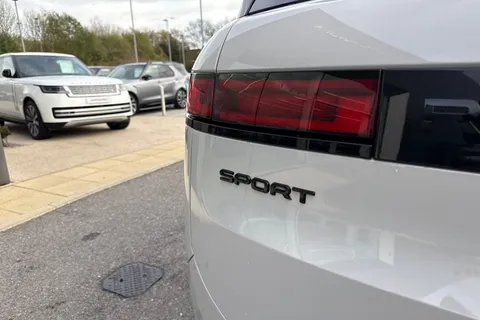  Land Rover Range Rover Sport 3.0 D300 MHEV Dynamic SE Auto 4WD Euro 6 (s/s) 5dr Thumbnail #23