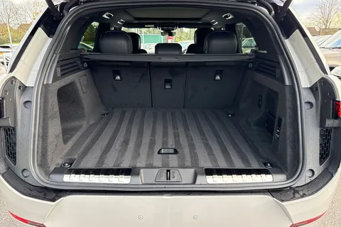  Land Rover Range Rover Sport 3.0 D300 MHEV Dynamic SE Auto 4WD Euro 6 (s/s) 5dr Thumbnail #24