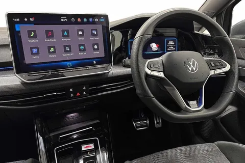 KW25EHK Volkswagen Golf 1.5 TSI 272 GTE eHybrid 5dr DSG **PAN ROOF** Thumbnail #2