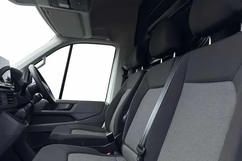 DG25EHF Volkswagen Crafter 2.0 TDI 140PS Commerce Plus High Roof Van Thumbnail #10