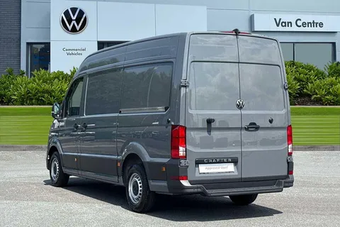 DF75TYW Volkswagen Crafter CR35 Panel van Commerce Plus MWB 140 PS 2.0 TDI 6sp Manual - MY25/Camera/St Thumbnail #3