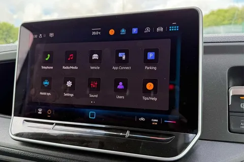 DG25EHF Volkswagen Crafter 2.0 TDI 140PS Commerce Plus High Roof Van Thumbnail #46