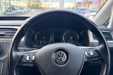 LT67NZO Volkswagen Caddy Maxi Life 2.0 TDI BlueMotion Tech DSG Euro 6 (s/s) 5dr Thumbnail #28