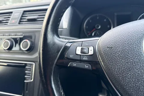 LT67NZO Volkswagen Caddy Maxi Life 2.0 TDI BlueMotion Tech DSG Euro 6 (s/s) 5dr Thumbnail #29