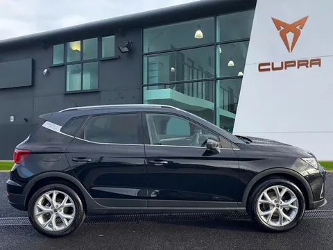  SEAT Arona 1.0 TSI FR Euro 6 (s/s) 5dr Thumbnail #3