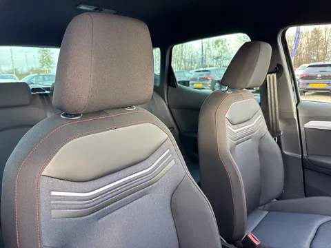  SEAT Arona 1.0 TSI FR Euro 6 (s/s) 5dr Thumbnail #20