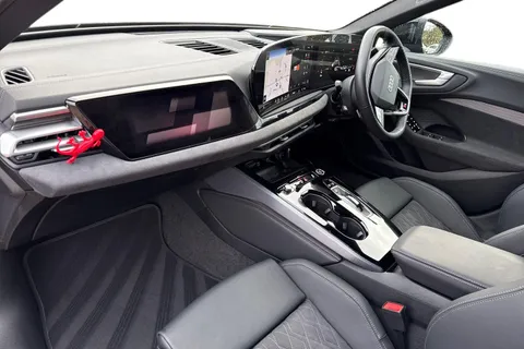 KM25BKL Audi A5 Avant Edition 1 TFSI 204 PS S tronic Thumbnail #16