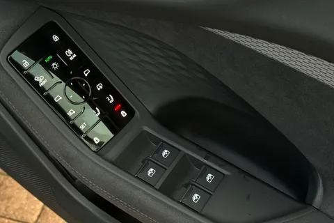 KM25BKL Audi A5 Avant Edition 1 TFSI 204 PS S tronic Thumbnail #46