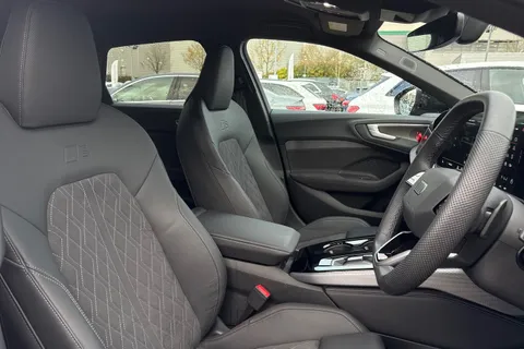 KM25BKL Audi A5 Avant Edition 1 TFSI 204 PS S tronic Thumbnail #49