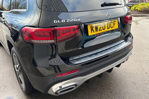 KW20DCF Mercedes-Benz Glb 2.0 GLB220d AMG Line (Premium) 8G-DCT 4MATIC Euro 6 (s/s) 5dr (5 Seat) Thumbnail #9