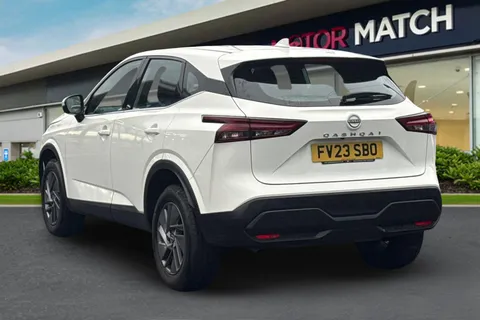 FV23SBO Nissan Qashqai 1.3 DIG-T MHEV Acenta Premium XTRON Euro 6 (s/s) 5dr Thumbnail #3