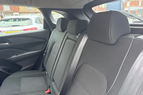 FV23SBO Nissan Qashqai 1.3 DIG-T MHEV Acenta Premium XTRON Euro 6 (s/s) 5dr Thumbnail #15