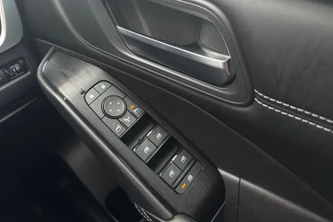 FV23SBO Nissan Qashqai 1.3 DIG-T MHEV Acenta Premium XTRON Euro 6 (s/s) 5dr Thumbnail #19