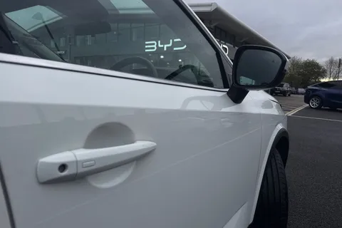 FV23SBO Nissan Qashqai 1.3 DIG-T MHEV Acenta Premium XTRON Euro 6 (s/s) 5dr Thumbnail #42