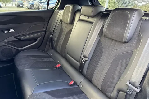 YE72BLJ PEUGEOT 308 1.2 PureTech GT EAT Euro 6 (s/s) 5dr Thumbnail #19