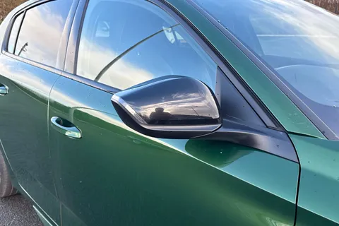 YE72BLJ PEUGEOT 308 1.2 PureTech GT EAT Euro 6 (s/s) 5dr Thumbnail #37