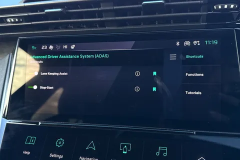 YE72BLJ PEUGEOT 308 1.2 PureTech GT EAT Euro 6 (s/s) 5dr Thumbnail #51