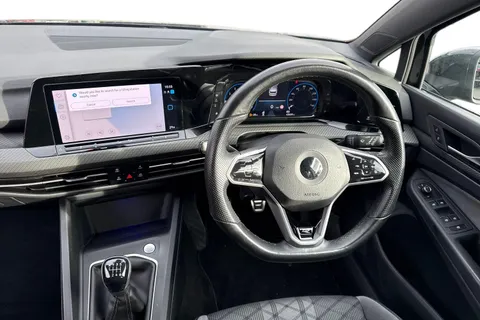 18 of 46 for Volkswagen Golf 1.5 TSI 150 R-Line 5dr | Acc | Navigation | App connect