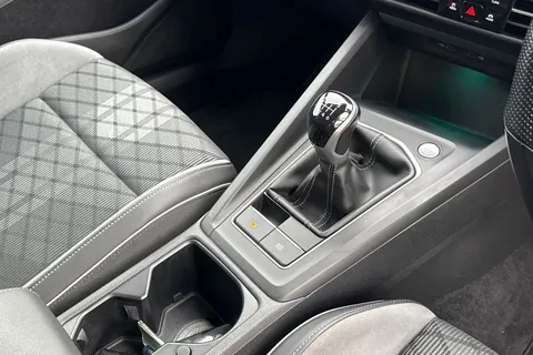 23 of 46 for Volkswagen Golf 1.5 TSI 150 R-Line 5dr | Acc | Navigation | App connect