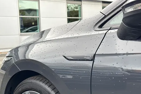 39 of 46 for Volkswagen Golf 1.5 TSI 150 R-Line 5dr | Acc | Navigation | App connect