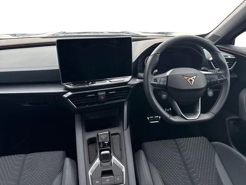 DE25PYH CUPRA Formentor 2.0 TSI 333 VZ3 5dr DSG 4Drive **PANORAMIC SUNROOF** Thumbnail #14