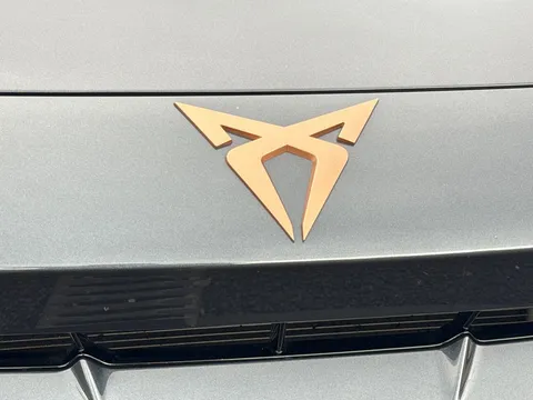 DE25PYH CUPRA Formentor 2.0 TSI 333 VZ3 5dr DSG 4Drive **PANORAMIC SUNROOF** Thumbnail #30