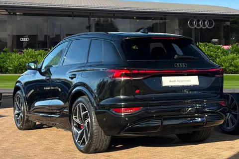 KT74OKN Audi Q6 E-Tron Q6 SUV Edition 1 e-tron quattro 285,00 kW Thumbnail #3