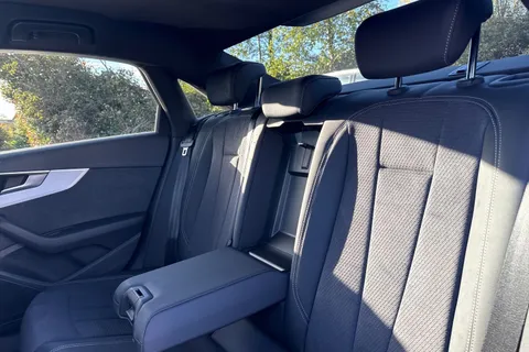 KN25LZV Audi A4 S line 35 TDI  163 PS S tronic Thumbnail #15