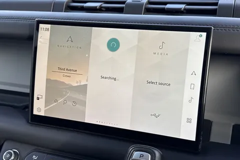 12 of 40 for Land Rover Defender 90 3.0 D250 MHEV HSE Auto 4WD Euro 6 (s/s) 3dr