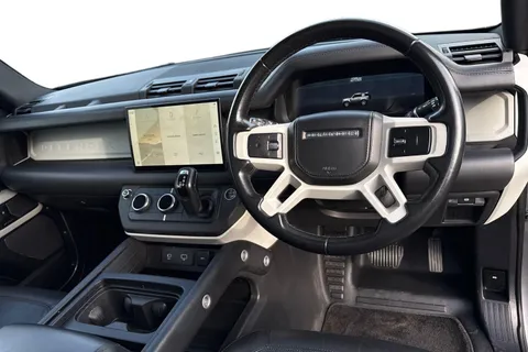 13 of 40 for Land Rover Defender 90 3.0 D250 MHEV HSE Auto 4WD Euro 6 (s/s) 3dr