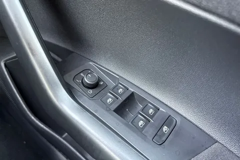 DF25MHK Volkswagen Taigo 1.0 TSI 115 Match 5dr DSG | Rear View Camera Thumbnail #26