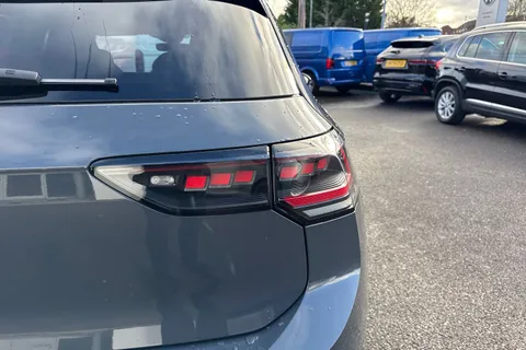 KJ25CZB Volkswagen Golf 1.5 TSI 272 GTE eHybrid 5dr DSG Thumbnail #27