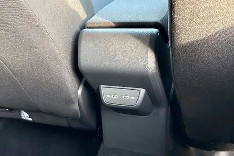 DF25MHK Volkswagen Taigo 1.0 TSI 115 Match 5dr DSG | Rear View Camera Thumbnail #36