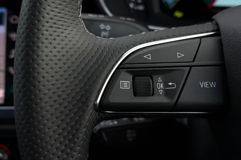 DF74KGO Audi Q3 S line 35 TFSI  150 PS S tronic Thumbnail #37