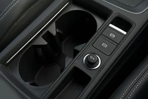 DF74KGO Audi Q3 S line 35 TFSI  150 PS S tronic Thumbnail #43