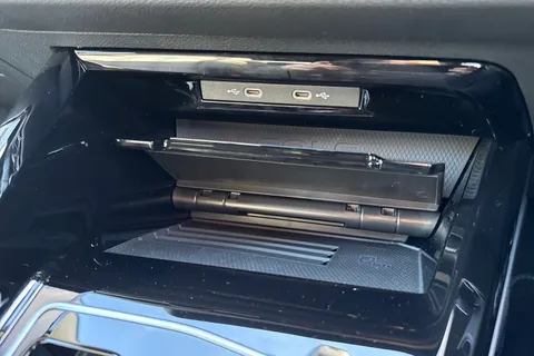 KJ25CZB Volkswagen Golf 1.5 TSI 272 GTE eHybrid 5dr DSG Thumbnail #41