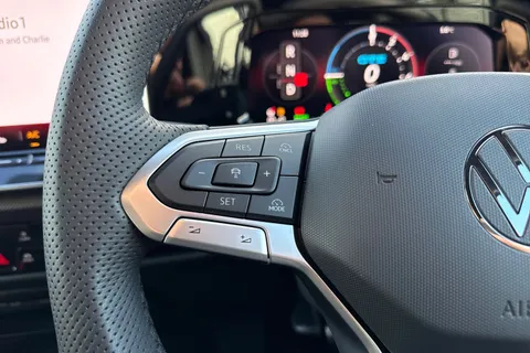 KJ25CZB Volkswagen Golf 1.5 TSI 272 GTE eHybrid 5dr DSG Thumbnail #45