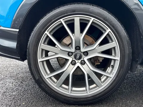 RF20FWC Audi Q3 2.0 TFSI 40 Vorsprung S Tronic quattro Euro 6 (s/s) 5dr Thumbnail #8