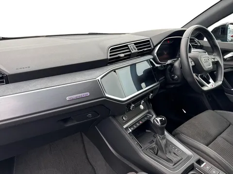 RF20FWC Audi Q3 2.0 TFSI 40 Vorsprung S Tronic quattro Euro 6 (s/s) 5dr Thumbnail #10