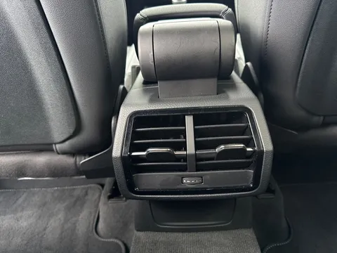 RF20FWC Audi Q3 2.0 TFSI 40 Vorsprung S Tronic quattro Euro 6 (s/s) 5dr Thumbnail #35