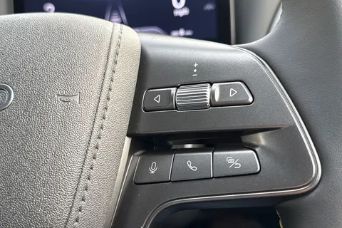 BYD ATTO 2 51.1kWh Boost Auto 5dr Thumbnail #40