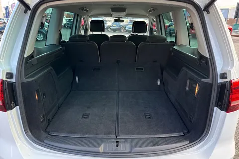 SH67JKJ Volkswagen Sharan 2.0 TDI SE Nav Euro 6 (s/s) 5dr Thumbnail #8