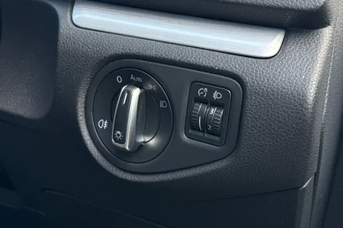 SH67JKJ Volkswagen Sharan 2.0 TDI SE Nav Euro 6 (s/s) 5dr Thumbnail #31