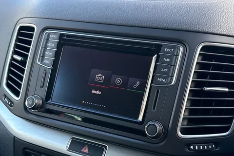 SH67JKJ Volkswagen Sharan 2.0 TDI SE Nav Euro 6 (s/s) 5dr Thumbnail #43