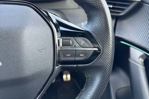 40 of 66 for PEUGEOT e-2008 50kWh GT Auto 5dr (7kW Charger)