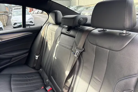 PF67PBO BMW 5 Series 3.0 530d M Sport Auto xDrive Euro 6 (s/s) 4dr Thumbnail #15